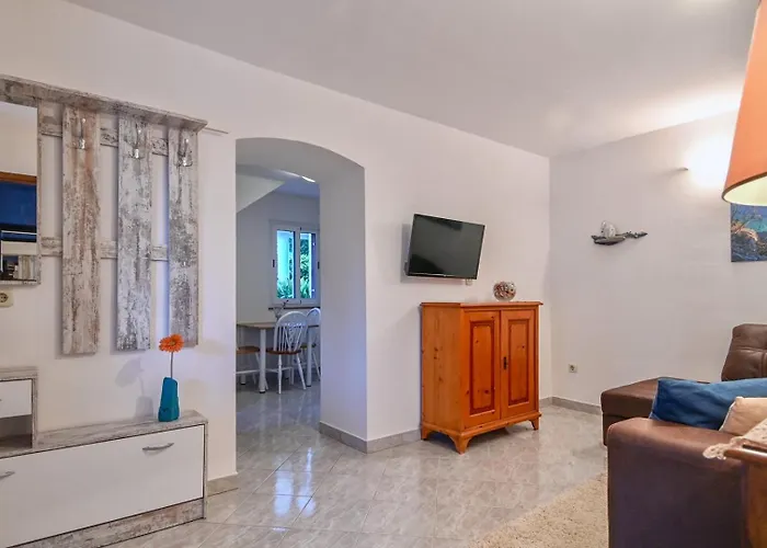 Гостевой дом House With Sea View And Garden In