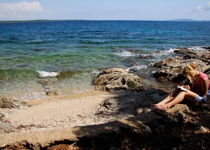 House With Sea View And Garden In Гостевой дом Нерезине